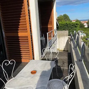 https://villa-julie.biarritzhotels.info