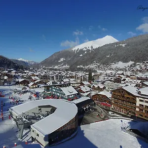 https://lequipe.hotels-rhonealpes.com