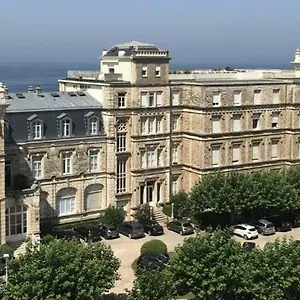 https://residence-heliante.biarritzhotels.info